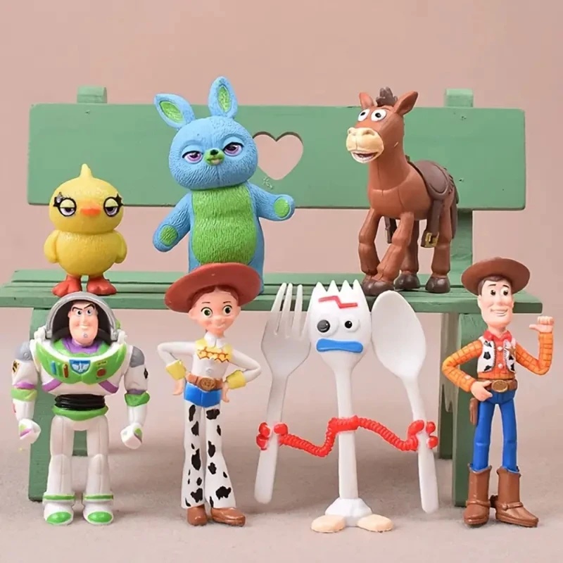 Zootopia figurines, model kits - Zootopia Party Games review and price